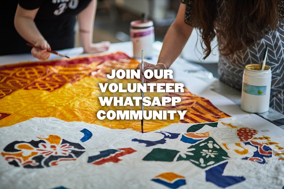 WhatsAppppp?!

We always have volunteering opportunities over the year, so if you’d like to be in the know, why not join our Volunteer WhatsApp community? 

We never send spam, just opportunities and project updates. 

Carnival can’t happen without many hands, so if you’d like to do some creative volunteering we’d love to have you here with us at The Vale here in Mossley. Jobs can include wax Batik, dyeing fabric, costume embellishment, painting, embroidery and more!

If you’re not into WhatsApp, you can sign up to our mailing list instead. 

Follow the link in our bio @cabasacarnivalarts .

📸 @lordbanks 

#Cabasa #Mossly #Tameside #Manchestervolunteer